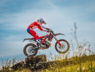 Beta Xtrainer 300 2025 accion1