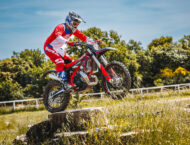 Beta Xtrainer 300 2025 accion6