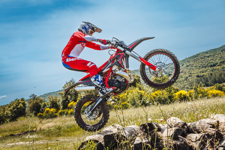 Beta Xtrainer 300 2025 accion8