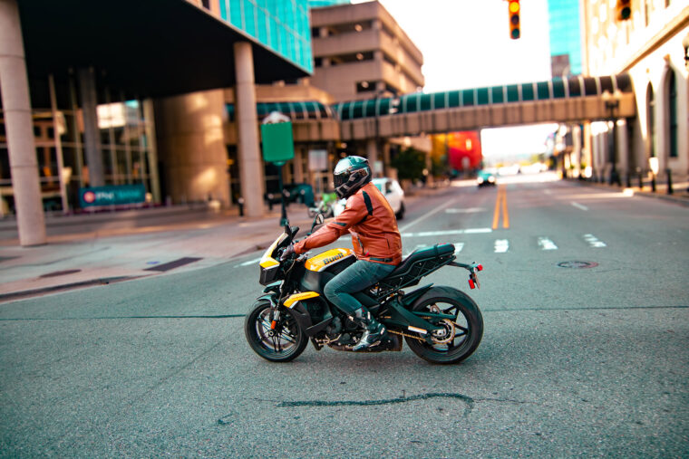 Buell-SuperTouring-3