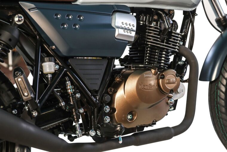 FB-Mondial-Spartan-125-2024-detalles1