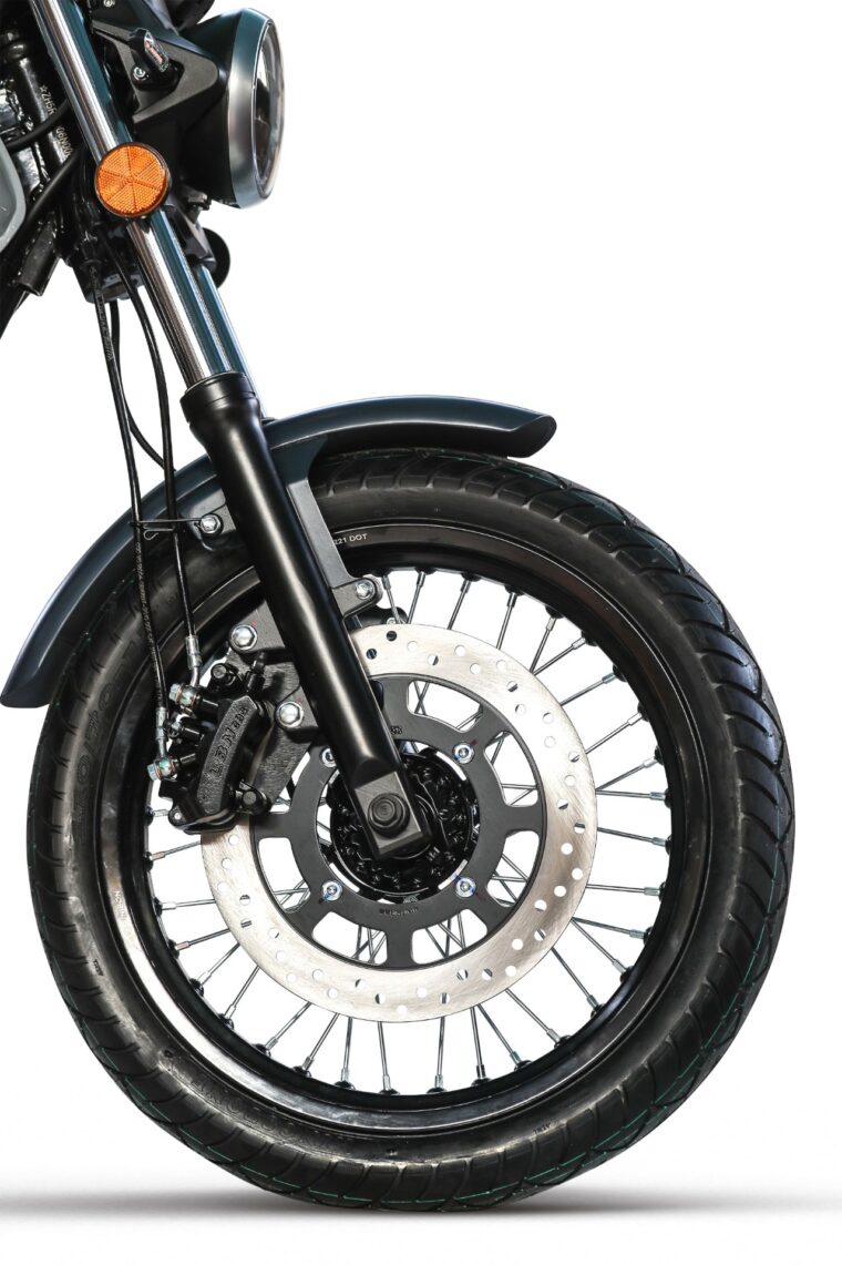 FB-Mondial-Spartan-125-2024-detalles3