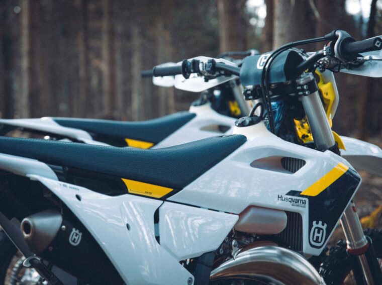 Husqvarna-TE-125-300-2025-6