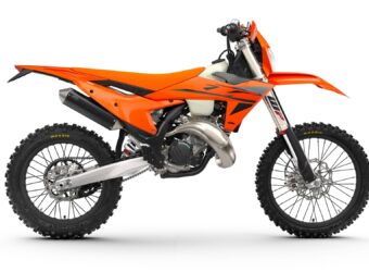 KTM 150 EXC 2025 28 KTM 150 EXC 2025 estudio3
