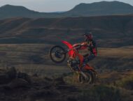 KTM 350 EXC-F 2025 7 KTM 350 EXC F 2025 accion7