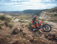 KTM EXC F 2025 accion1