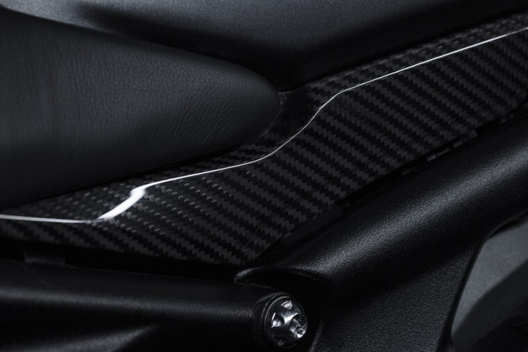 Triumph-Speed-Triple-1200-RR-Breitling-Limited-Edition-2024-11