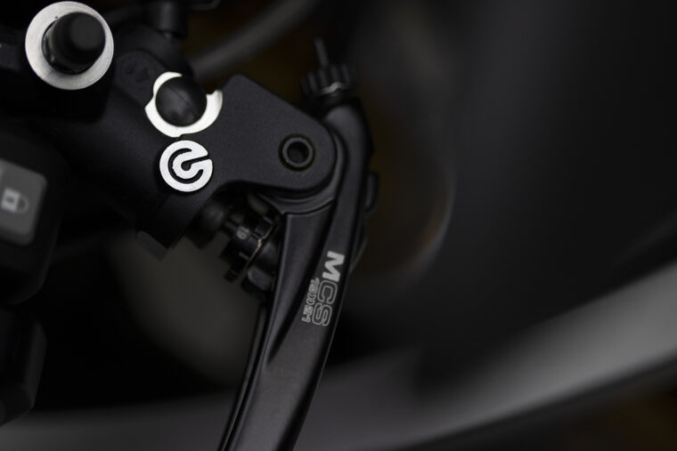 Triumph-Speed-Triple-1200-RR-Breitling-Limited-Edition-2024-21