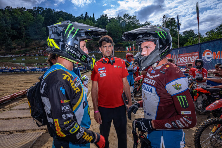 ducati-desmo450mx-victoria (1)