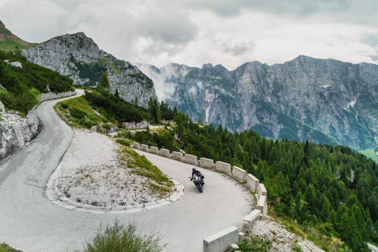 rueda-dorada-rfme-mejores-rutas-moto (1)