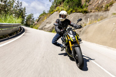 FB Mondial Piega 452 prueba opinion 18