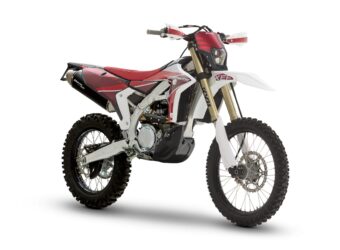 Fantic XEF450 2025 estudio2