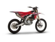 Fantic XXF450 2025 estudio3