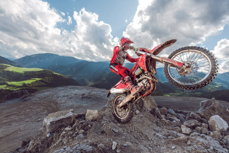 GASGAS-EC-500F-2025-accion11