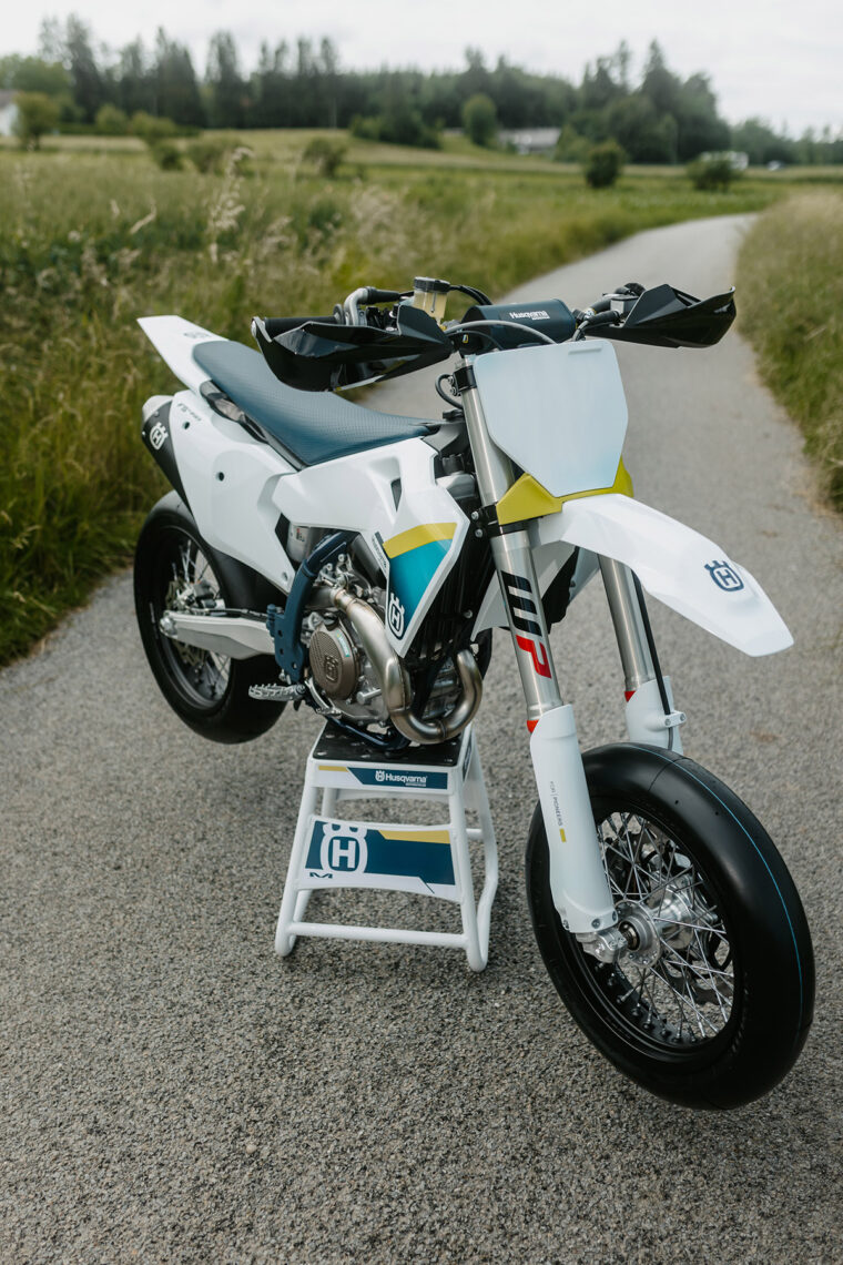 Husqvarna-FS-450-2025-detalles13