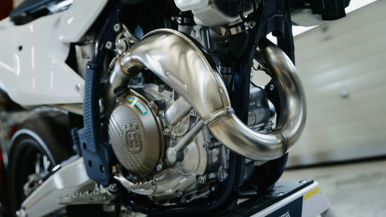 Husqvarna-FS-450-2025-detalles21