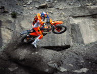 KTM 300 EXC Hardenduro 2025 accion10