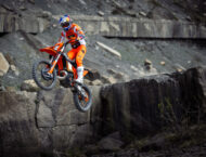 KTM 300 EXC Hardenduro 2025 accion11