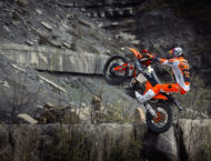KTM 300 EXC Hardenduro 2025 accion14