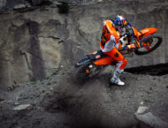 KTM 300 EXC Hardenduro 2025 accion6