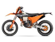 KTM 300 EXC Hardenduro 2025 estudio3