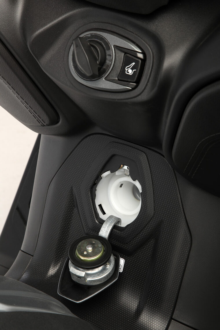 SYM-MAXSYM-GT-2024-detalles-4