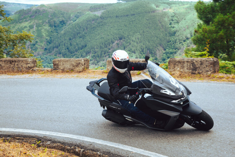 SYM-Maxsym-GT-2024-perueba-opiniones-15