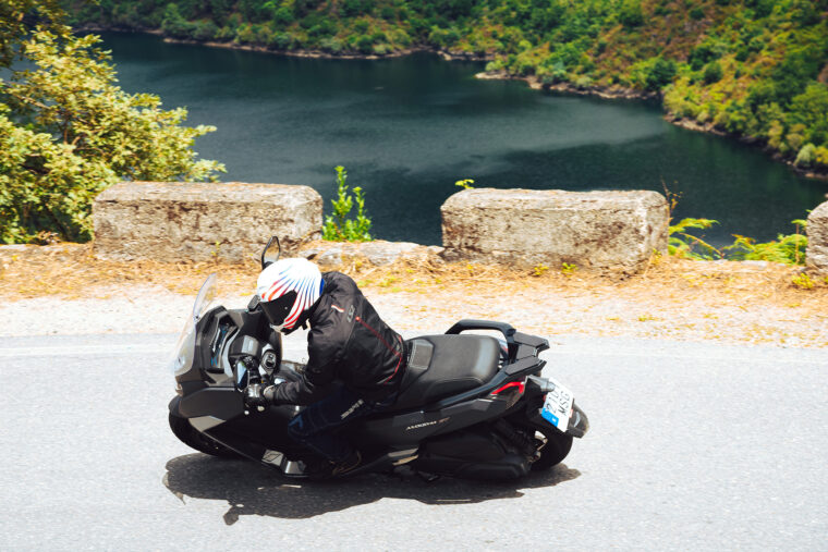 SYM-Maxsym-GT-2024-perueba-opiniones-20