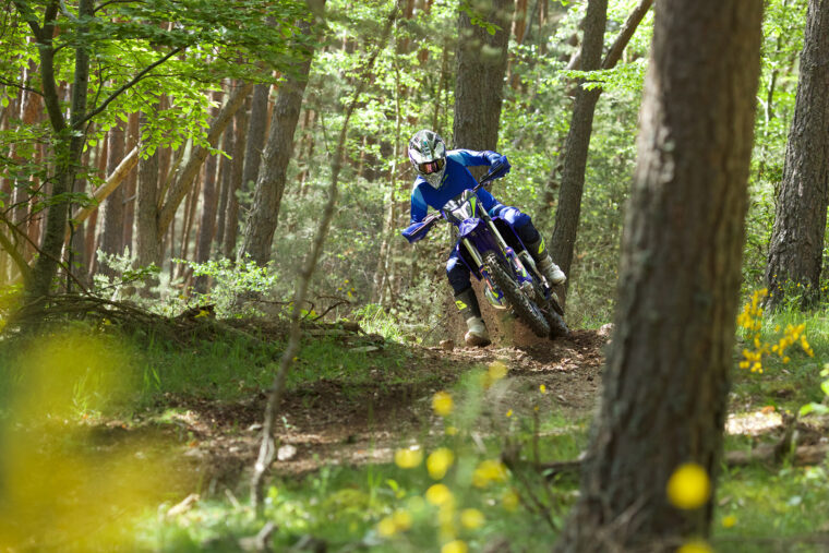 Sherco-enduro-Factory-2T-2025-accion16