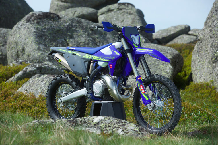Sherco-enduro-Factory-2T-2025-estaticas2