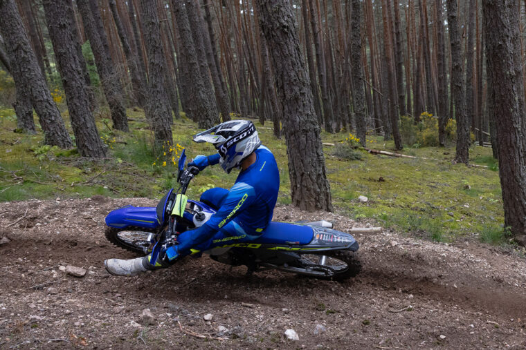 Sherco-enduro-Factory-4T-2025-accion13
