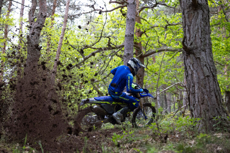 Sherco-enduro-Factory-4T-2025-accion15