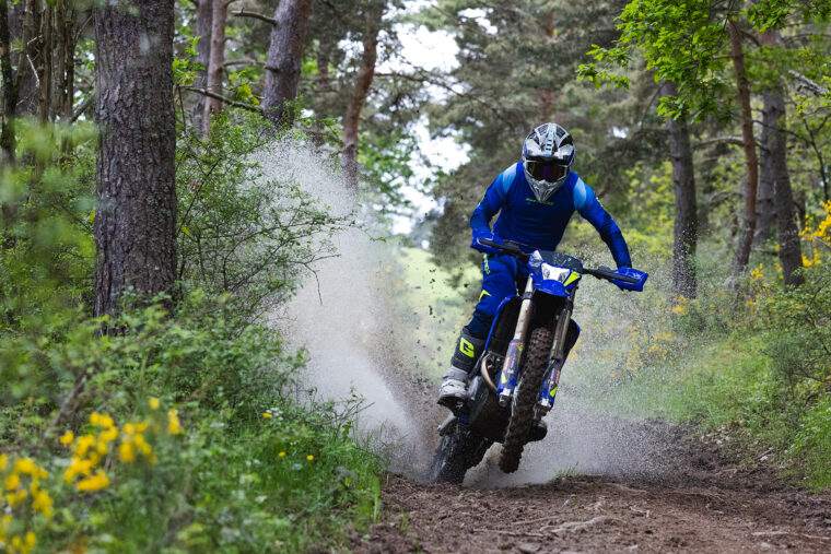 Sherco-enduro-Factory-4T-2025-accion16