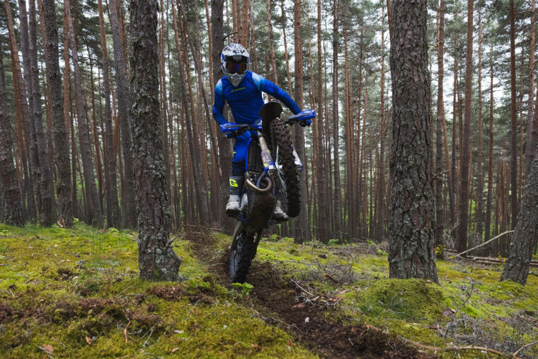 Sherco-enduro-Factory-4T-2025-accion19