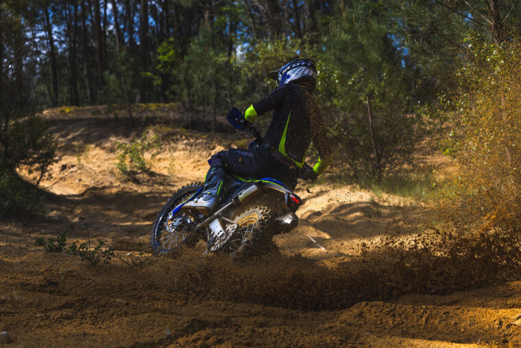 Sherco-enduro-Factory-4T-2025-accion39