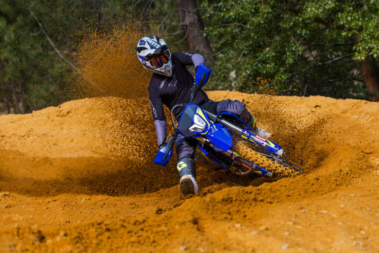 Sherco-enduro-Factory-4T-2025-accion42