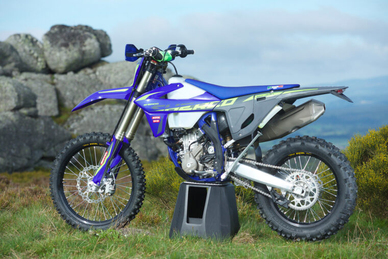 Sherco-enduro-Factory-4T-2025-estaticas10