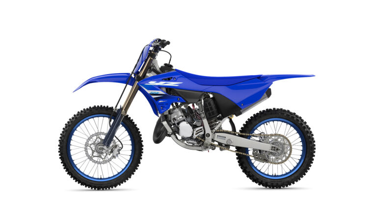 Yamaha-YZ125-2025-estudio3