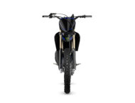 Yamaha YZ125 Monster Energy 2025 estudio1