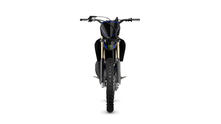 Yamaha-YZ125-Monster-Energy-2025-estudio1