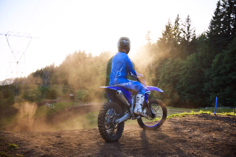 Yamaha-YZ450F-2025-accion14