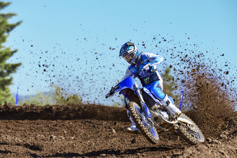 Yamaha-YZ450F-2025-accion17