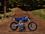 Yamaha YZ450F Monster Energy 2025 accion13