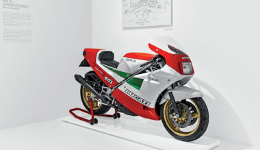 ducati panigale v4 2025 historia superbike 7