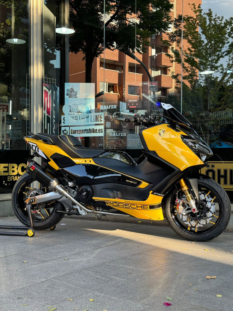 francisco-jose-jimenez-moreno-yamaha-tmax-porsche-europartsbike - 17