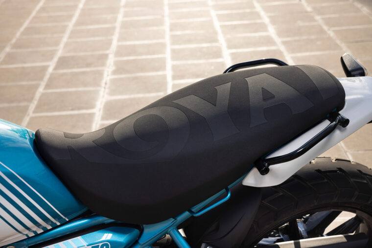 royal-enfield-guerrilla-450-2024-detalles - 13