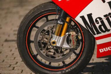 Ducati Desmosedici MotoGP 2003 Loris Capirossi 18