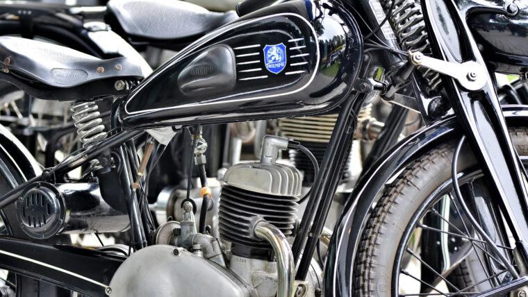 Triumph-motos-historicas-pixabay-Ralphs_Fotos