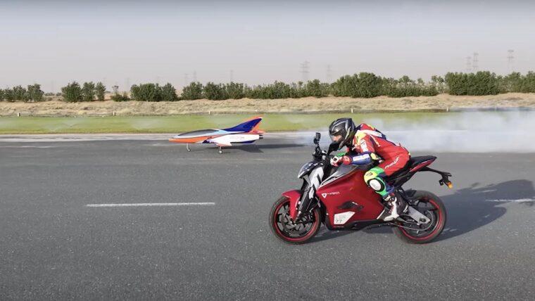 Ultraviolette-F77-Mach-2-VS-Avion-Mini-Fighter-Jet