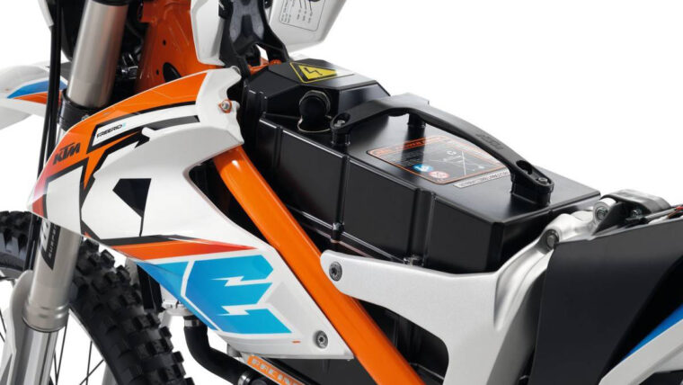 ktm-freeride-e-sm-2015-000